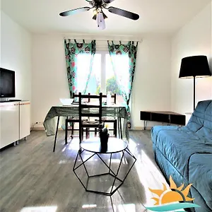  Appartement Hyères-plage Studio Cabine-l'ayguade